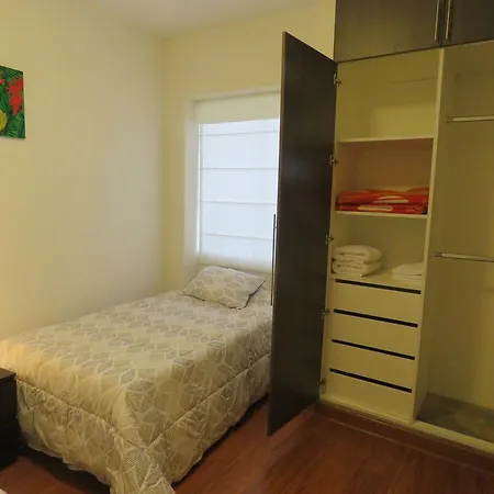 Spacious Apartment in Miraflores Lima Habitación foto