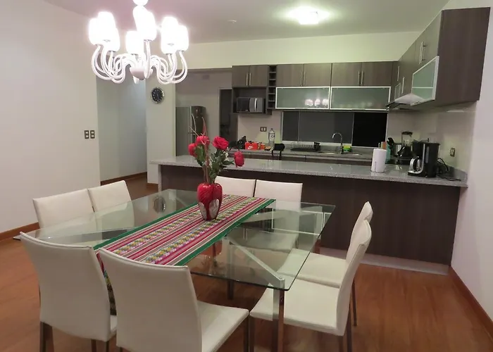 Spacious Apartment in Miraflores