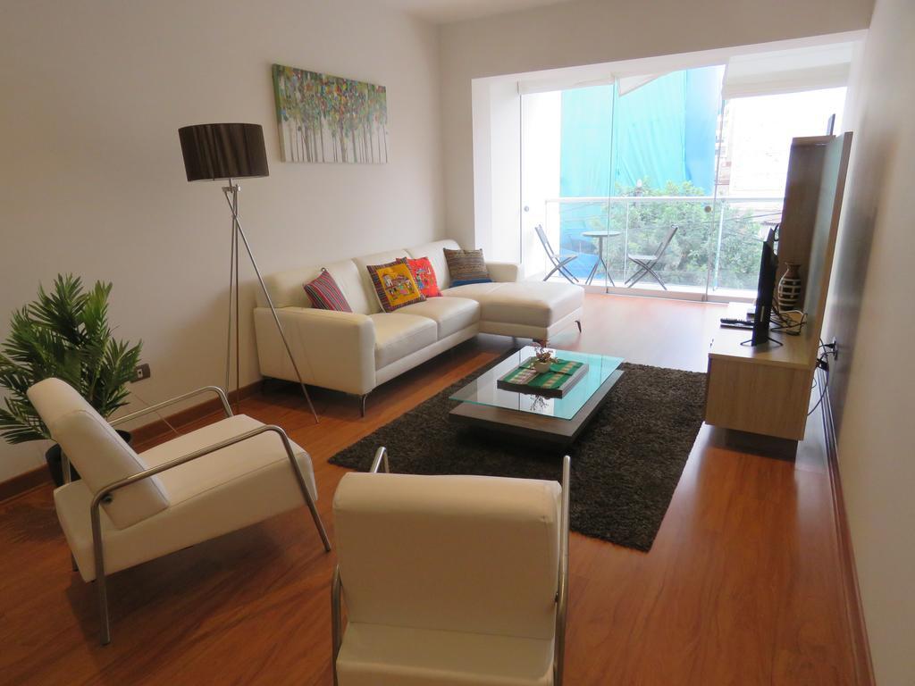 Spacious In Miraflores Apartamento Lima